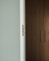 Kew Drehdimmschalter 2x in vertikalem Zweifachrahmen –