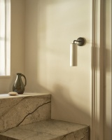 Claremont kleine Wandleuchte – Feines Porzellan &ndash