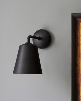 Richmond kleine Wandleuchte Bronze Massivmessing IP44 2