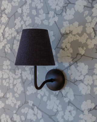 Malvern Medium-Wandleuchte Basaltgrau Bronze Schwanenhals 3