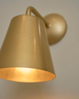 Richmond Medium-Wandleuchte &ndash; Antikes Messing |...